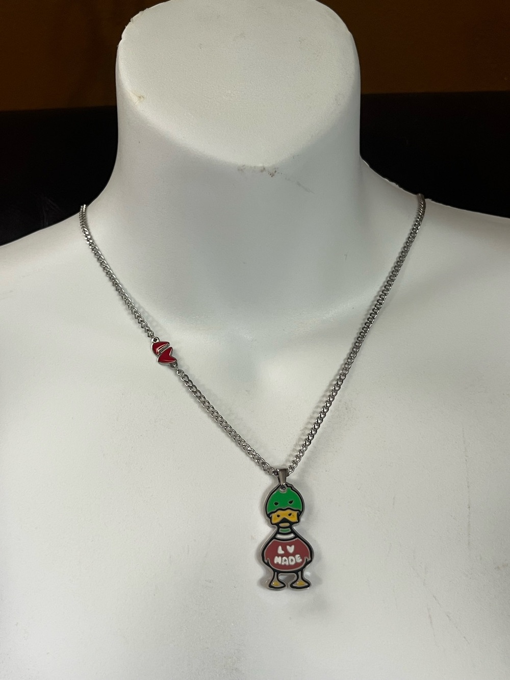 🦆Louis Vuitton NIGO Collaboration Duck Camo Silver Metal Necklace ❤️